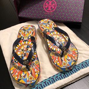 Wedge Flip-flops